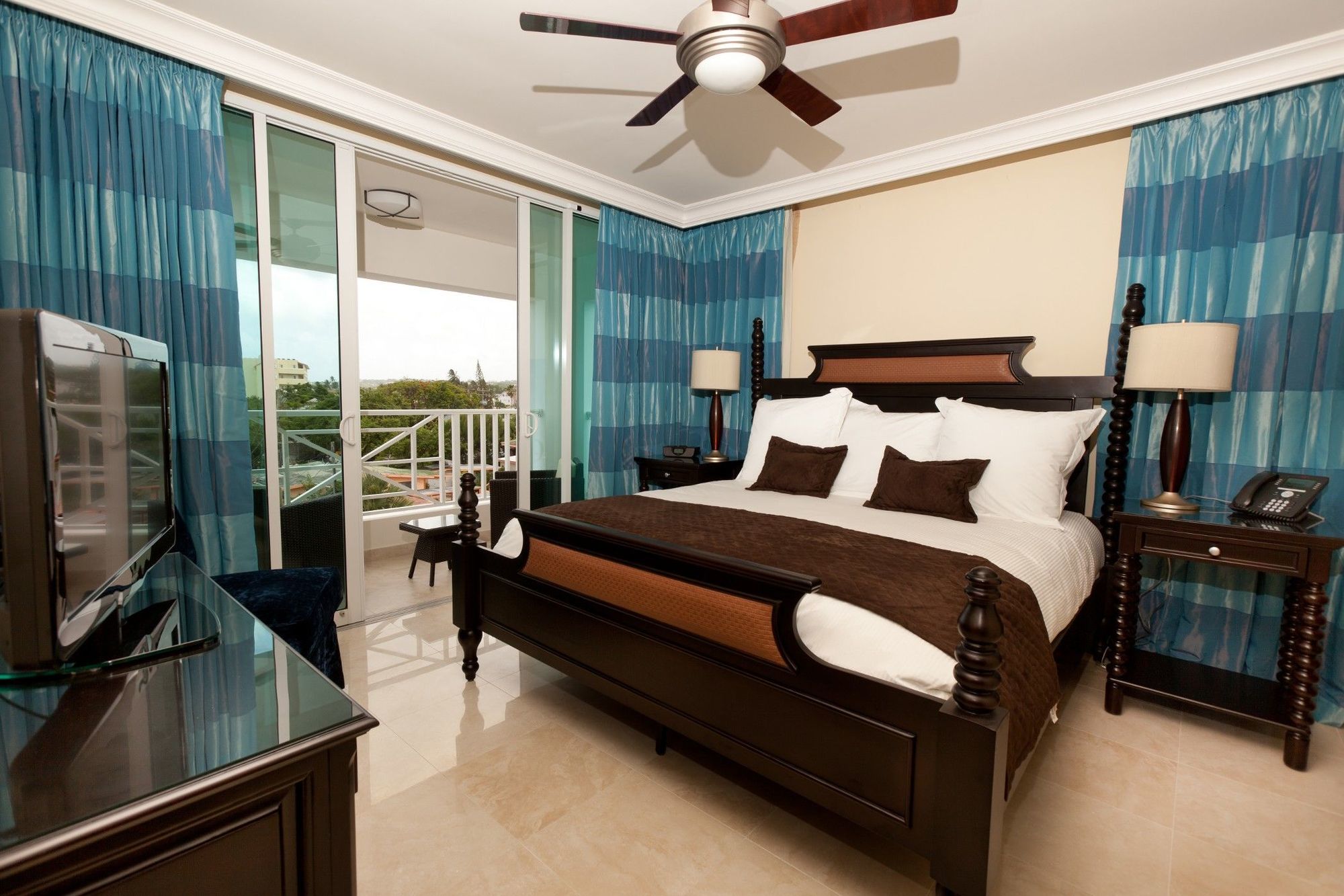 Ocean Two Resort - Breakfast Included By Ocean Hotels Saint Lawrence Gap Room photo